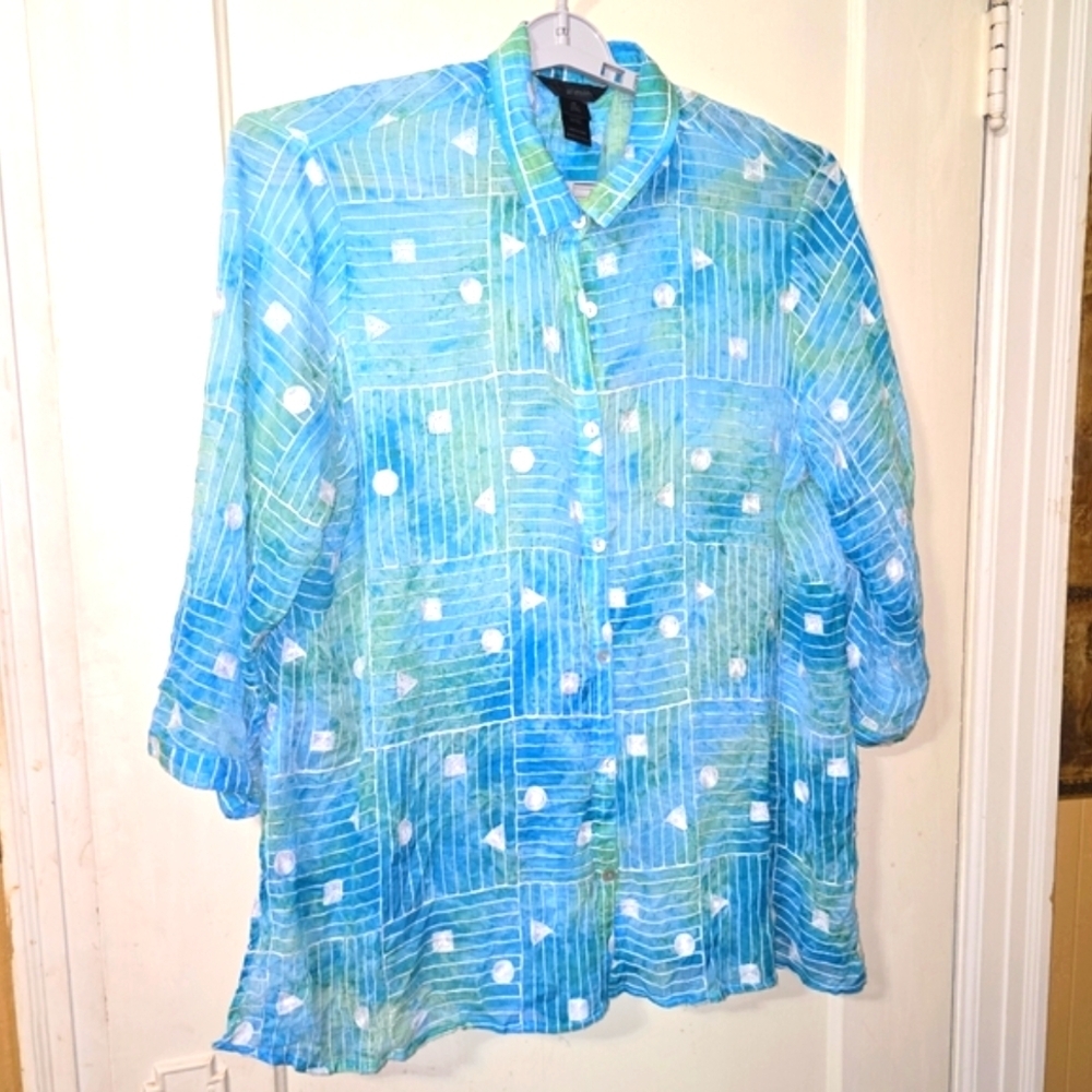 Ali Miles Aqua and Lime Shirt, beautiful, thin material, like New!